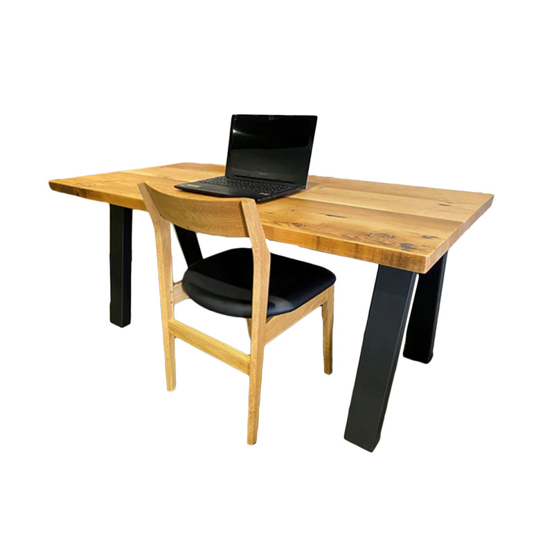 Foundry Desk