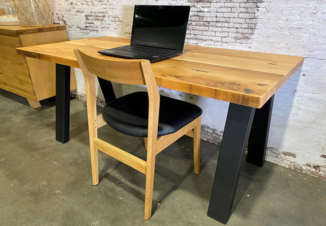 Foundry Desk